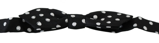 Elegant Silk Black Tie for the Distinguished Gentlemen