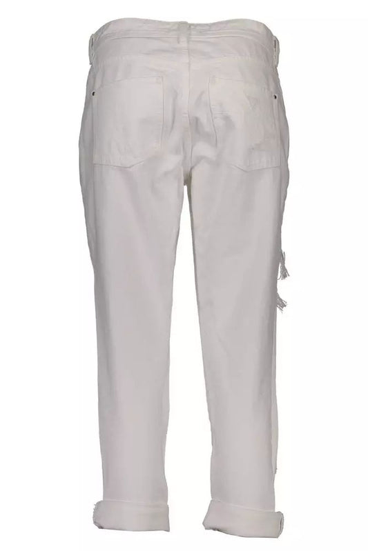 Chic White Distressed Denim Enchantress