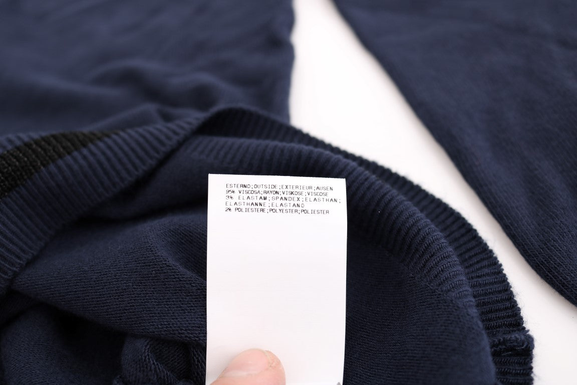 Elegant Blue V-Neck Sweater