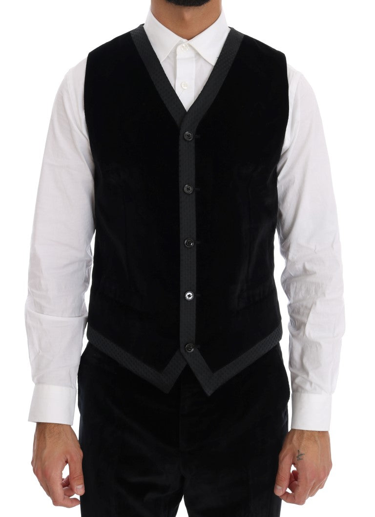 Elegant Black Slim Fit Three-Piece Suit