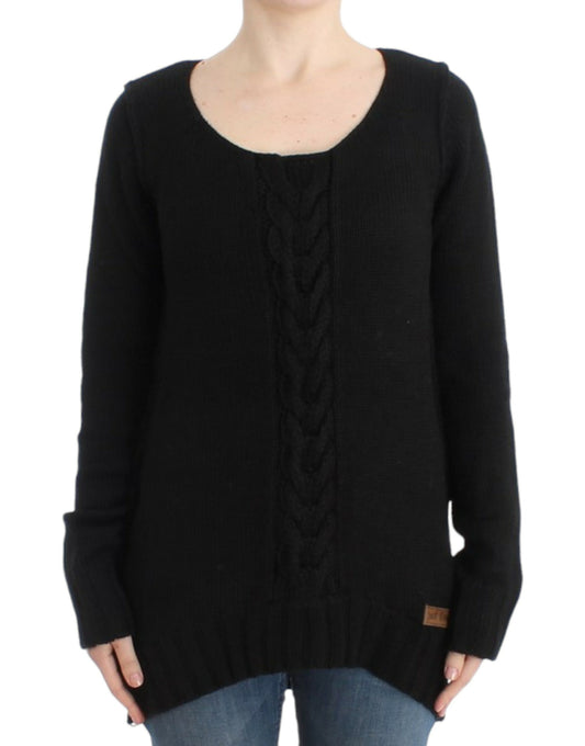 Alluring Black Knitted Crew Neck Sweater