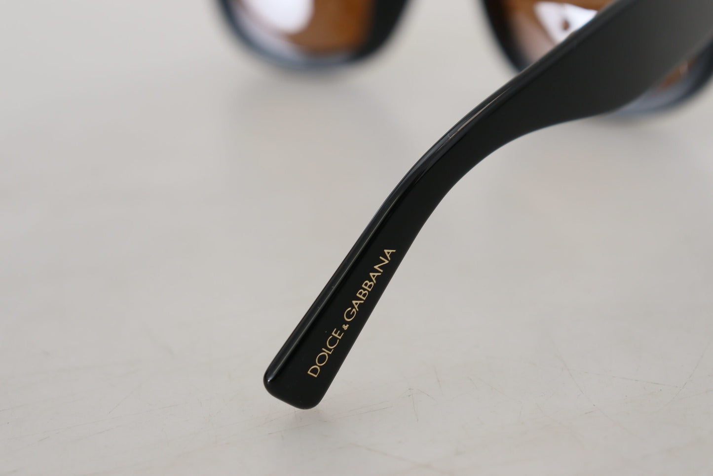 Chic Brown Acetate Sunglasses