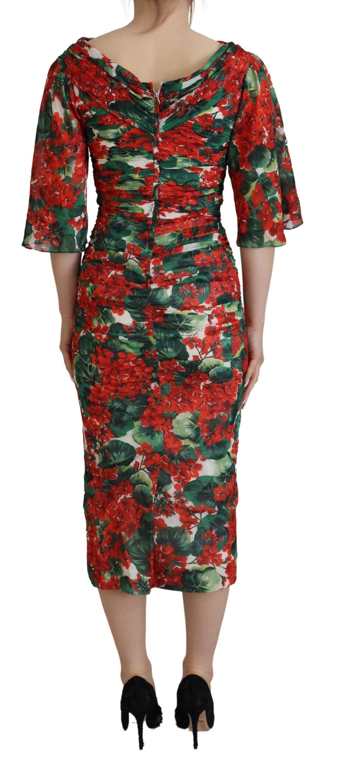 Enchanting Floral Print Sheath Dress