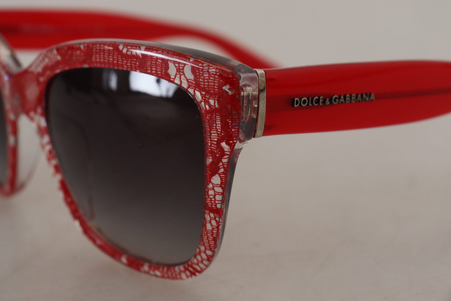 Elegant Red Lace-Insert Sunglasses