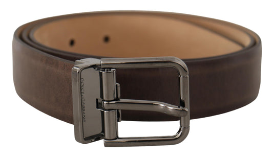 Elegant Leather Belt with Metal Buckle