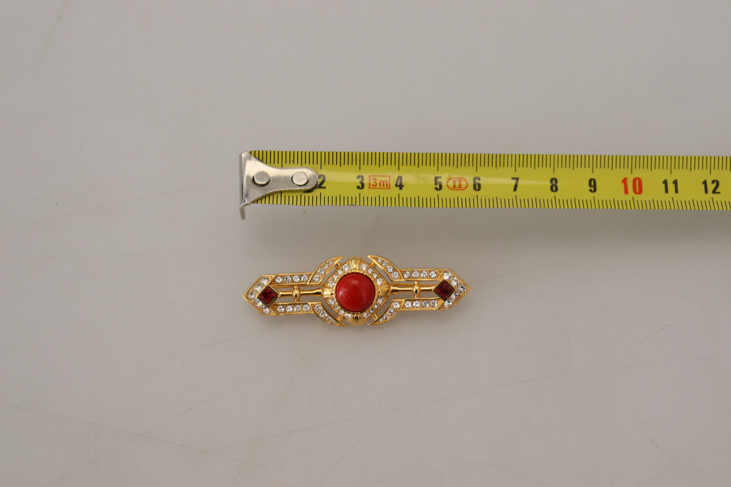 Elegant Gold-Plated Brooch Pin