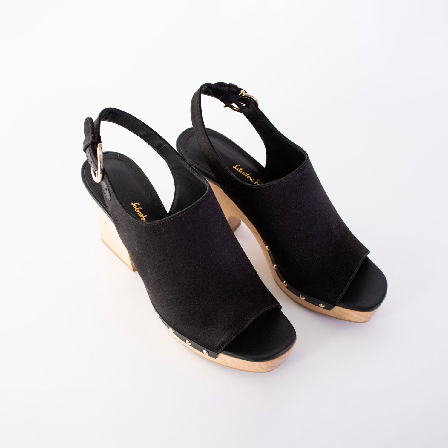 Chic Susanne Black Wedge Sandals