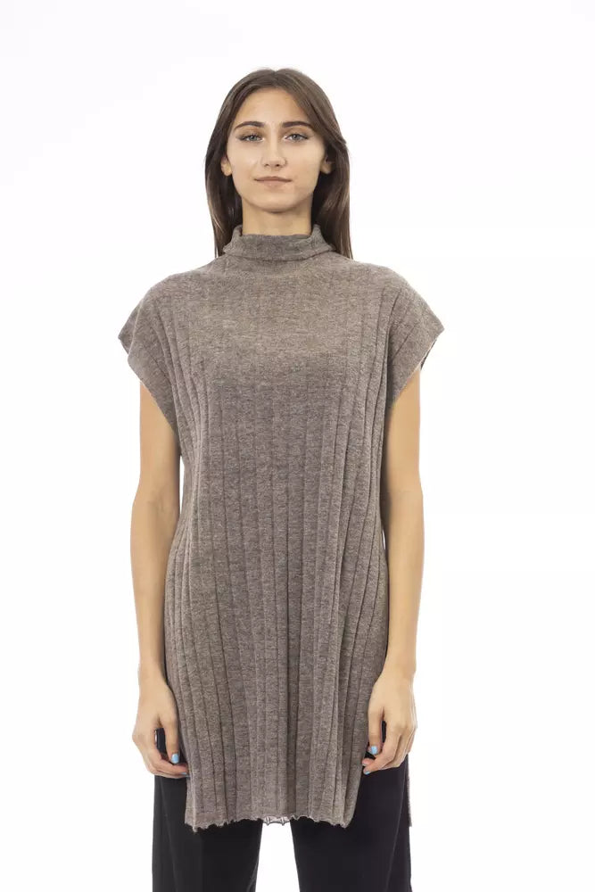 Chic Alpaca Blend Turtleneck Sweater with Side Slits