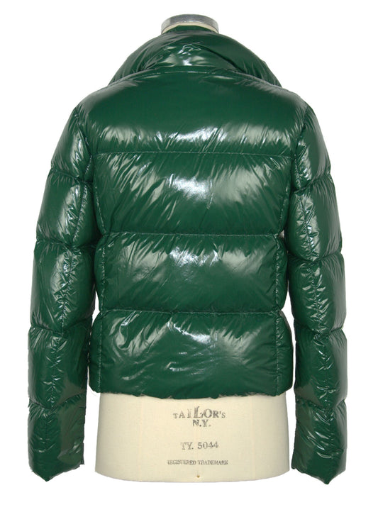 Chic Shiny Down Jacket with Feminine Fit