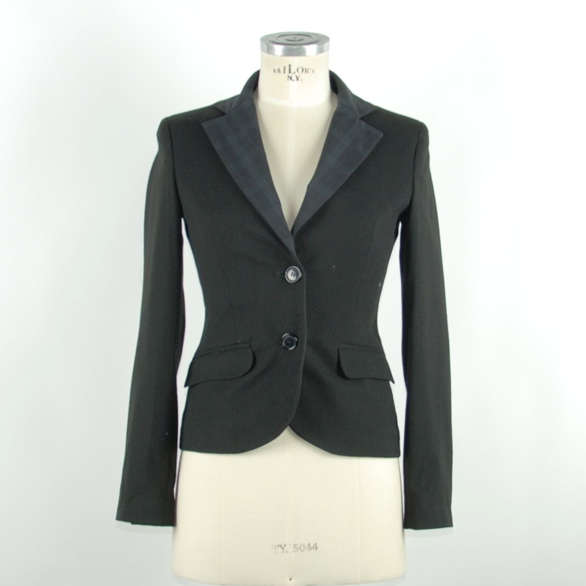 Elegant Long-Sleeved Classic Jacket